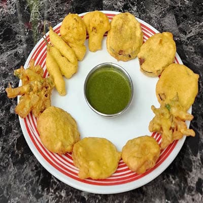 Mix Bhajiyas